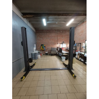 Подъемник двухстоечный автомобильный 4 тонны KraftWell KRW4ELM, электрогидравлический, 380В