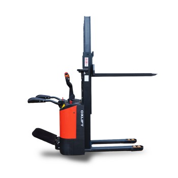 Самоходный штабелер BX 1526E с платформой для оператора OXLIFT 2600 мм 1500 кг