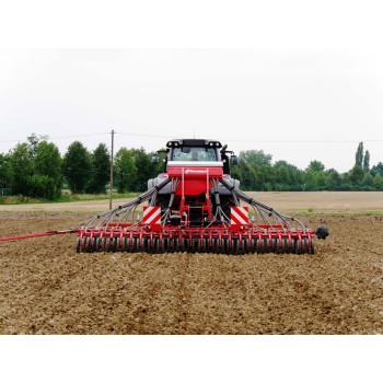 Сеялка Kverneland ts-drill Ширина захвата 6 м, 150 мм. междурядье