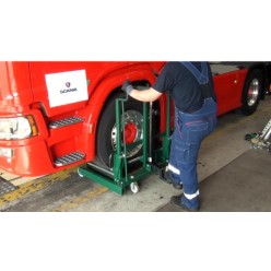 Тележка для снятия/установки колес грузовых автомобилей Compac WD 500 Тележка для снятия/установки колес грузовых автомобилей Compac WD 500
